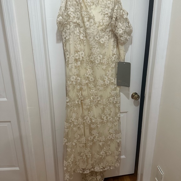 ASOS DESIGN Curve Floral Lace Bandeau Maxi Wedding Dress size 22 NWT - Picture 9 of 10